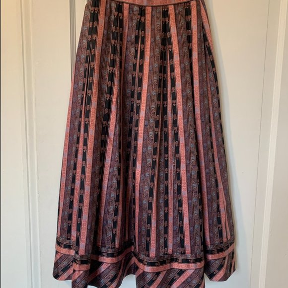 COPY - Geiger Skirt - goregous ribboning - Picture 5 of 5